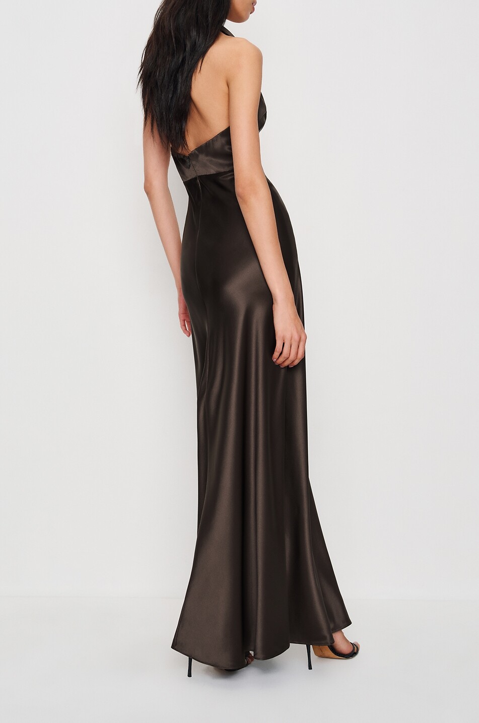 REFORMATION Langes Neckholder-Satinkleid Daniela Damen SCHWARZ 4