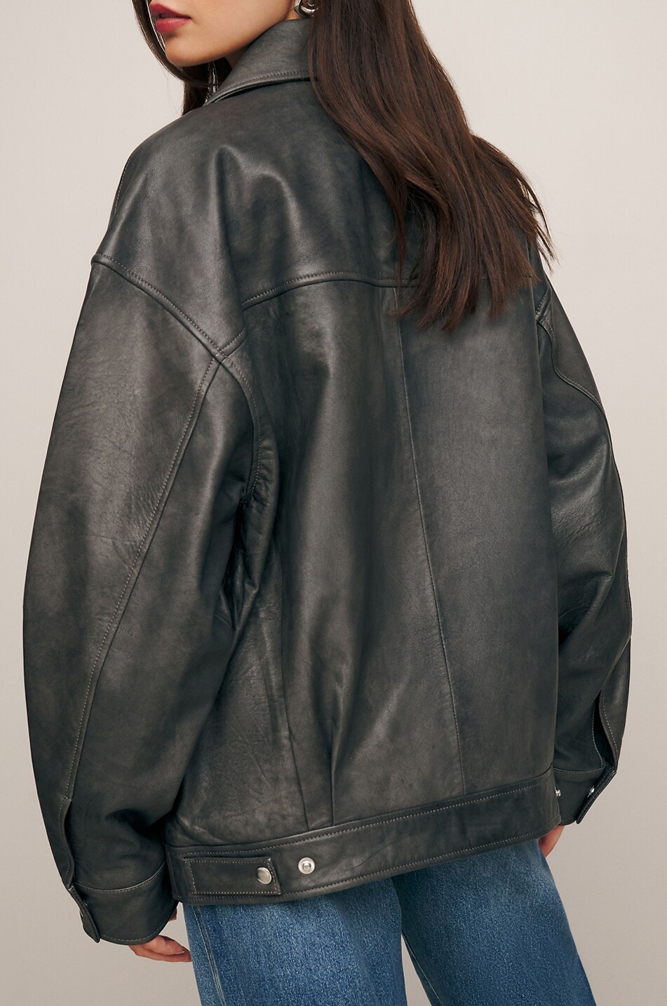 REFORMATION Bomber en cuir vieilli à col chemise Veda Marco Femme GRIS FONCÉ 5