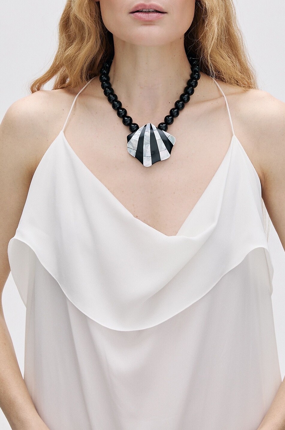 JULIETTA Collier en onyx orné d'un pendentif coquillage Maris Femme NOIR 2