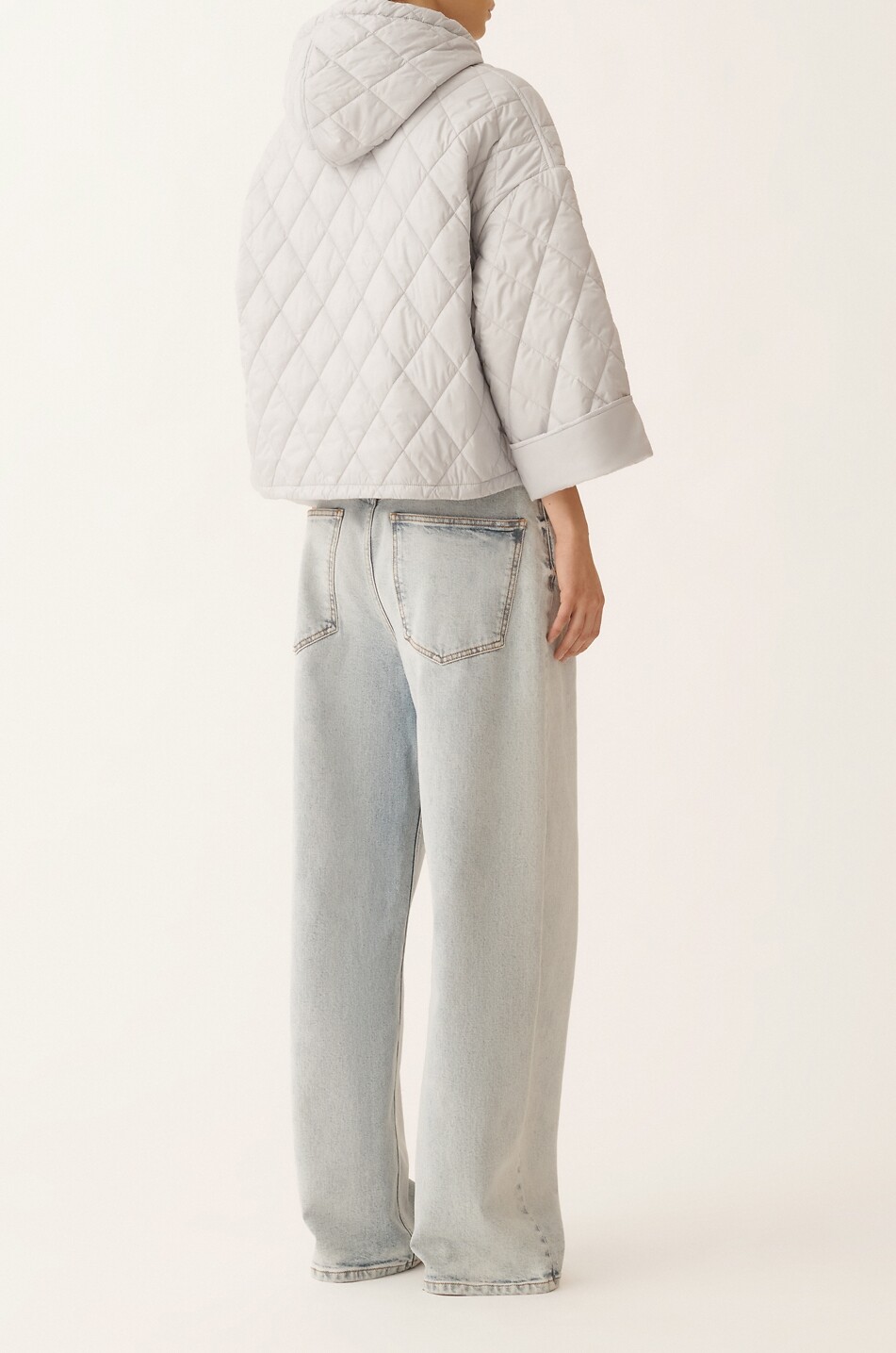 FABIANA FILIPPI Ultraleichte Boxy-Steppjacke mit Kapuze Damen HELLGRAU 4