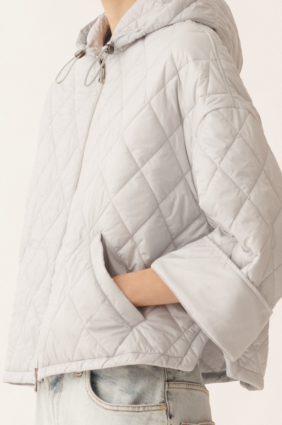 FABIANA FILIPPI Ultraleichte Boxy-Steppjacke mit Kapuze Damen HELLGRAU 5