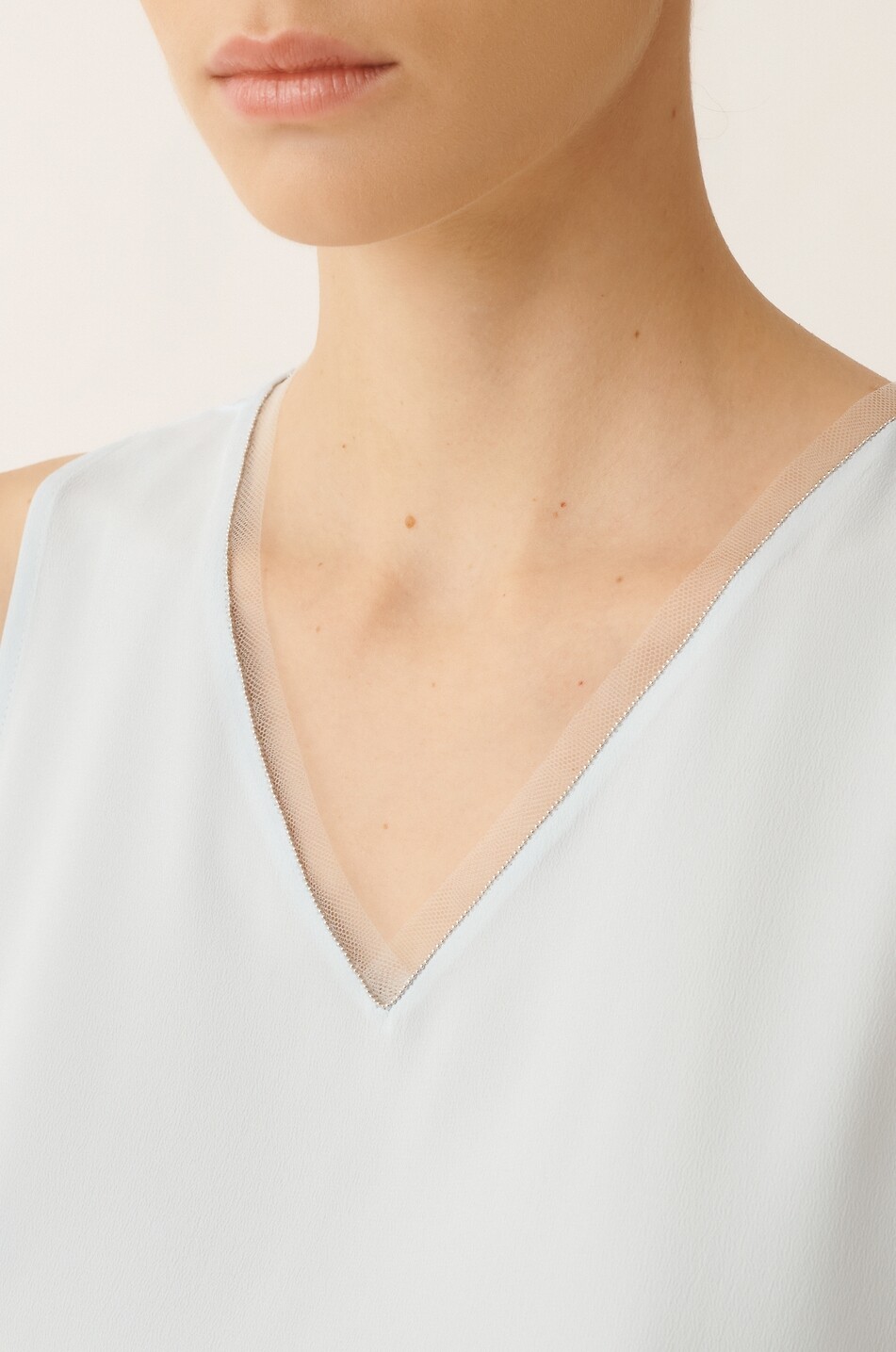 FABIANA FILIPPI Top à col V sans manches en soie mélangée brodé perles Femme BLEU CLAIR 5