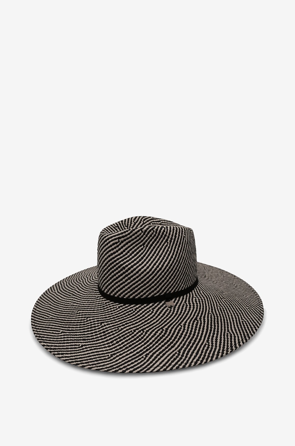 Wide-brim raffia hat with ribbon