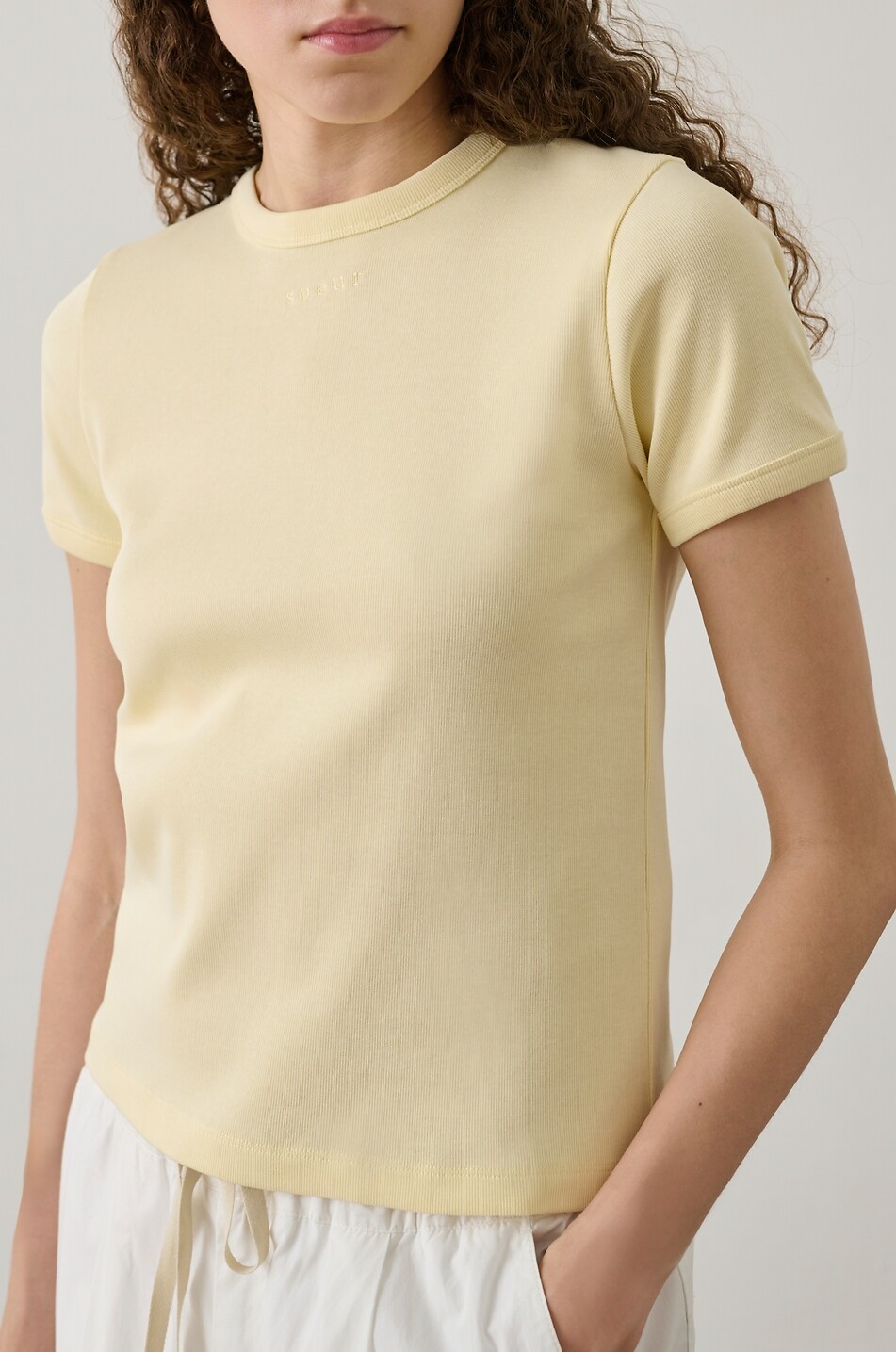 SOEUR Kurzärmeliges T-Shirt aus recycelter Baumwolle Aristide Damen HELLGELB 4