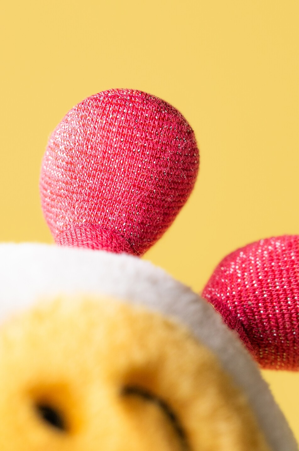 JELLYCAT Amuseables Boiled Egg heart-shaped fried egg plush toy for children Unisex EGGSHELL 5