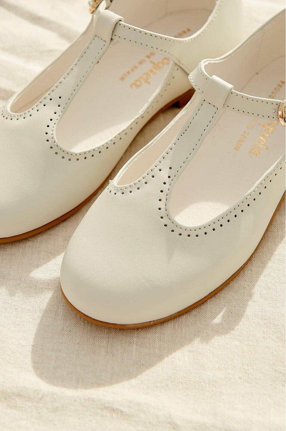 LA COQUETA Salomés en cuir fille T-Bar Ivory Fille BLANC CASSE 5