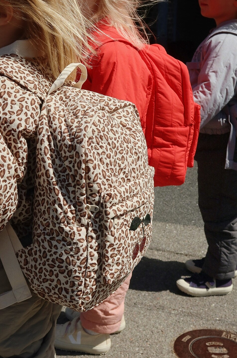 KONGES SLØJD Juno Leo girl's sequin-embroidered quilted backpack Girl Brown 3
