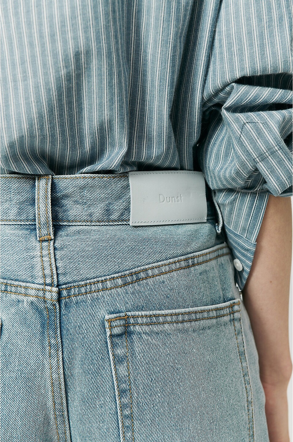 DUNST Jean évasé décontracté en denim de coton délavé Femme BLEU CLAIR 6