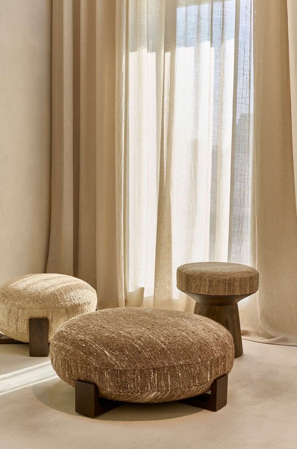 POMAX Pouf rond en bois de manguier et laine Milena - H40 Maison MARRON 3