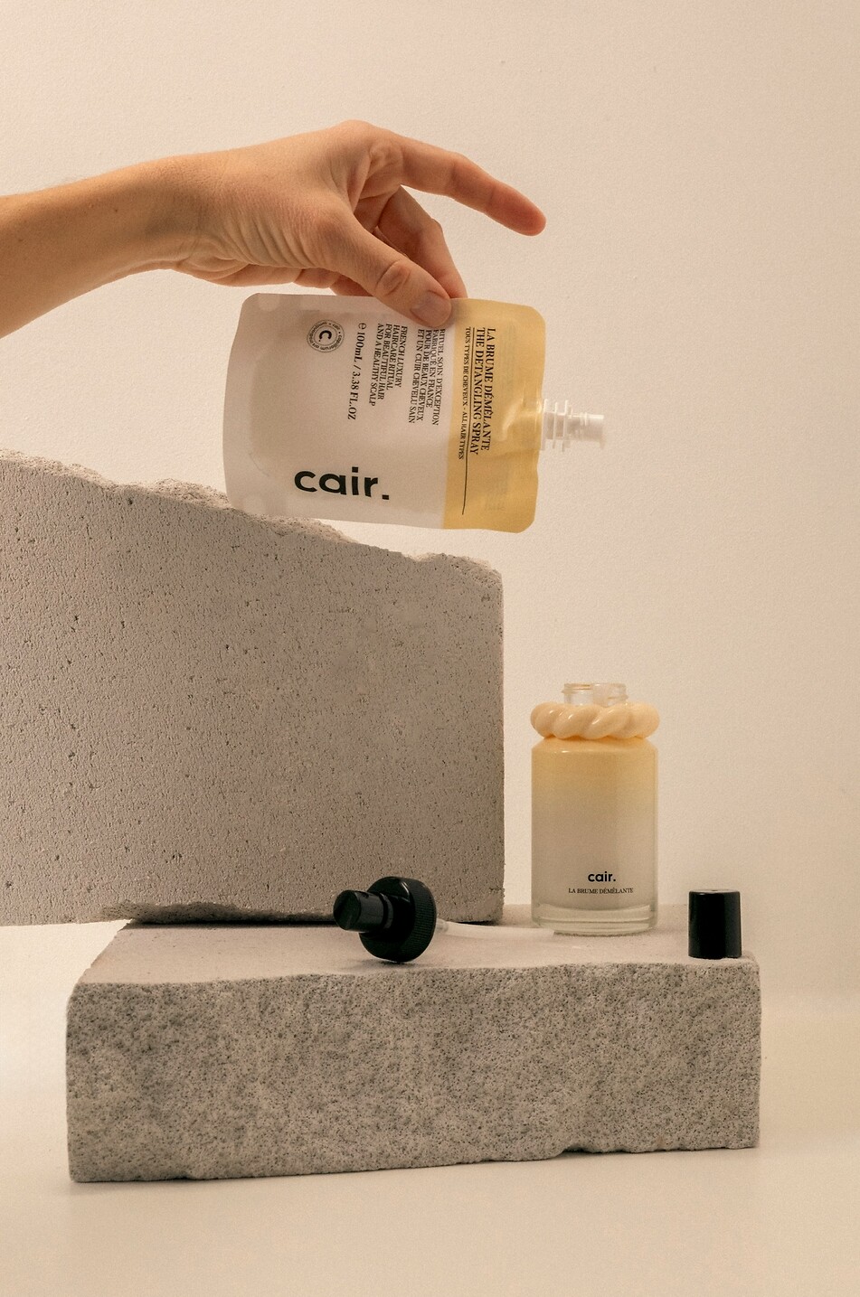 LA BONNE BROSSE La Brume Démêlante Cair detangling hair cair refill - 100ml Women Colourless 5