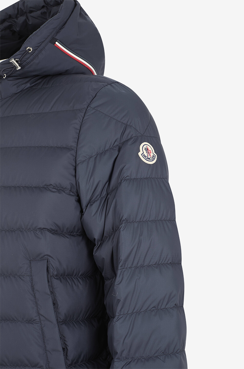 MONCLER Kurze gesteppte Daunenjacke mit Kapuze Vermeille Herren DUNKELBLAU 3