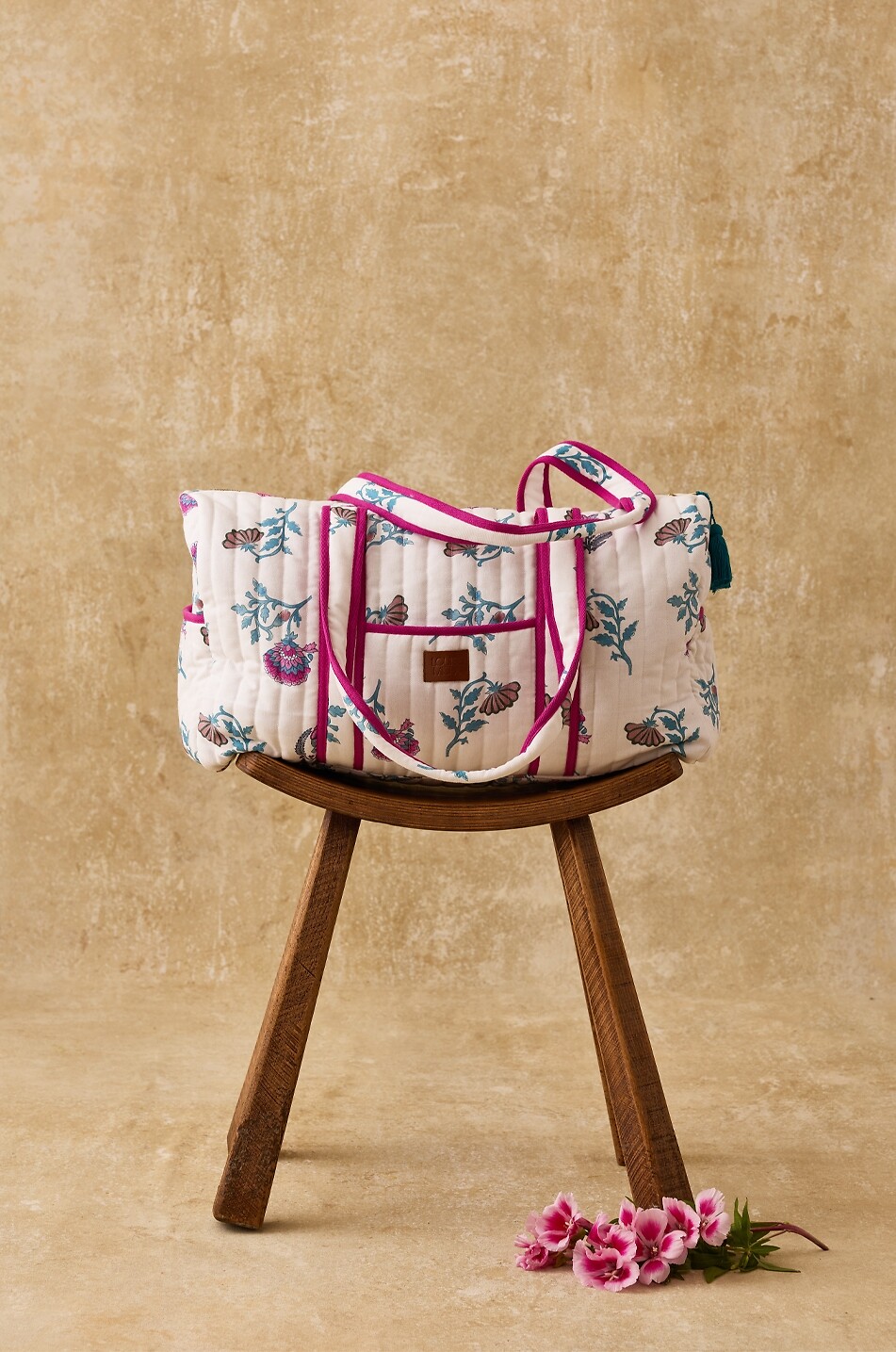 LOUISE MISHA Sac de voyage matelassé en coton floral Bilbao Femme BLANC CASSE 1
