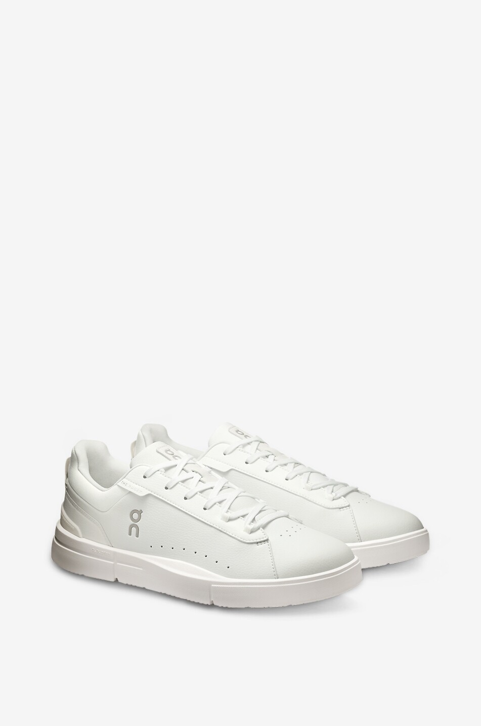 ON The Roger Advantage faux leather low-top sneakers Men WHITE 2