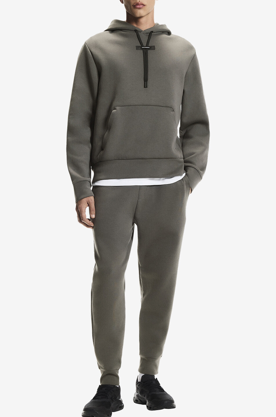 ON Focus Tech technical fabric joggers Men DARK GREY 2