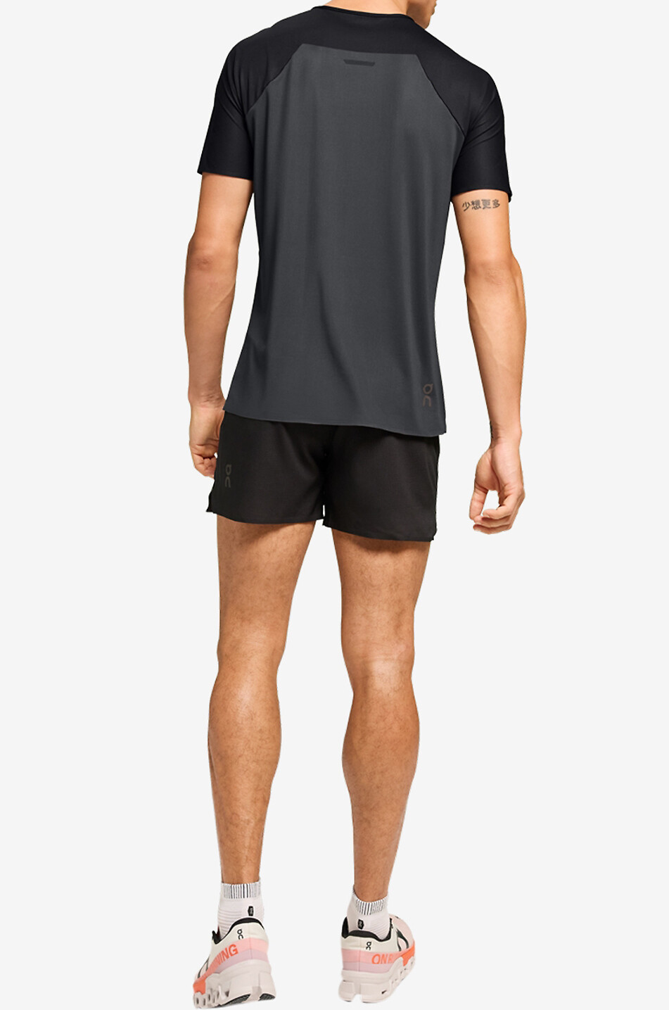 ON Kurzärmeliges Lauf-T-Shirt Performance Herren SCHWARZ 4