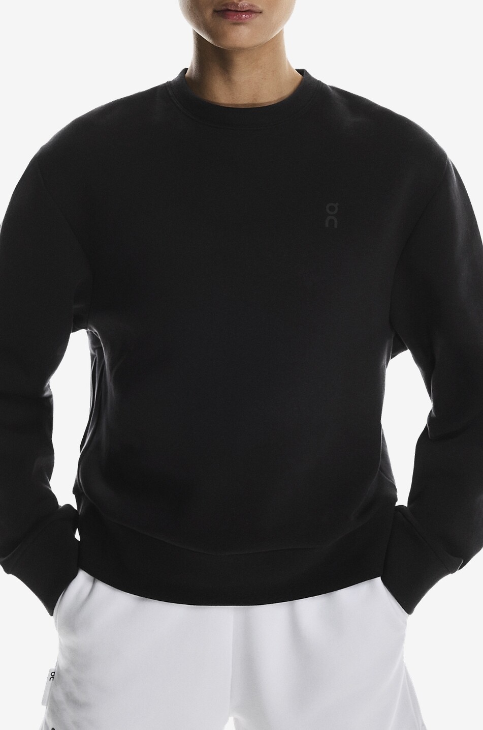 ON Pull à col rond en tissu technique Focus Tech Crew Femme NOIR 2