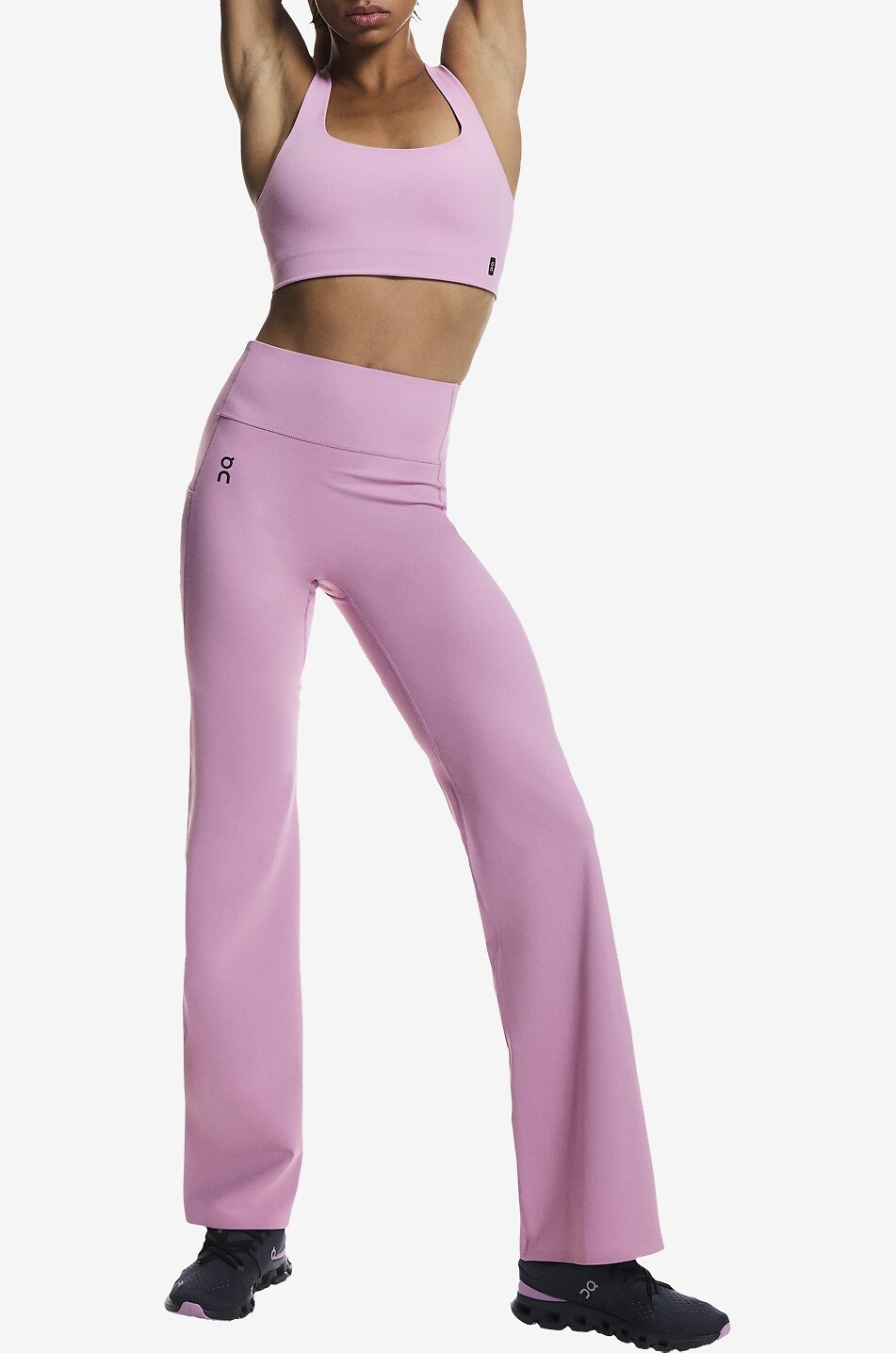 ON Studio Flared Tights technical fabric flared sports trousers Women LIGHT PURPLE 2