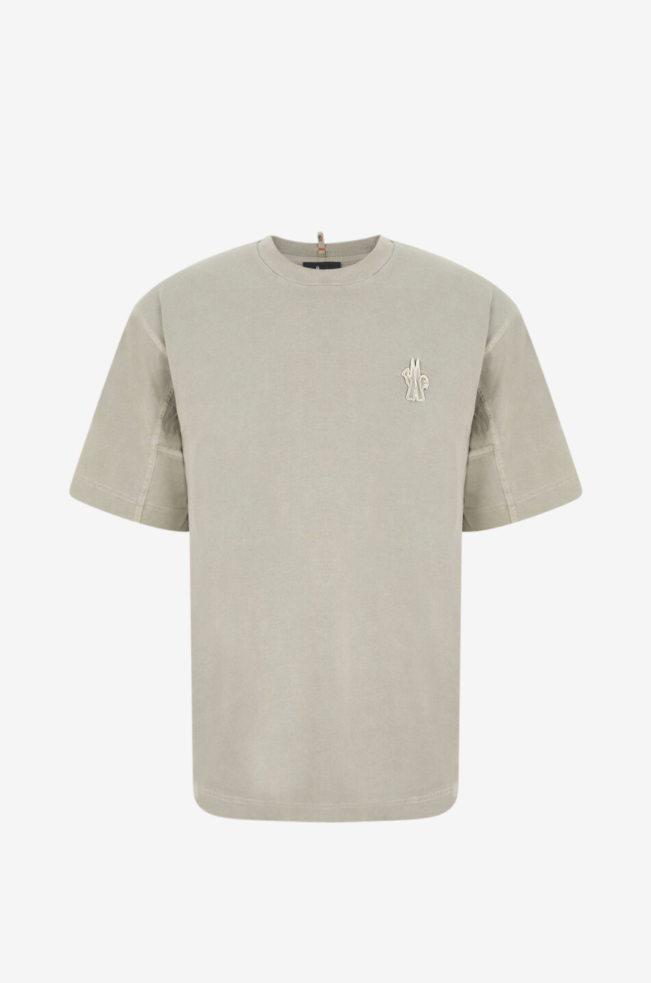 Kurzarm-T-Shirt in ausgewaschener Optik mit Logopatch
