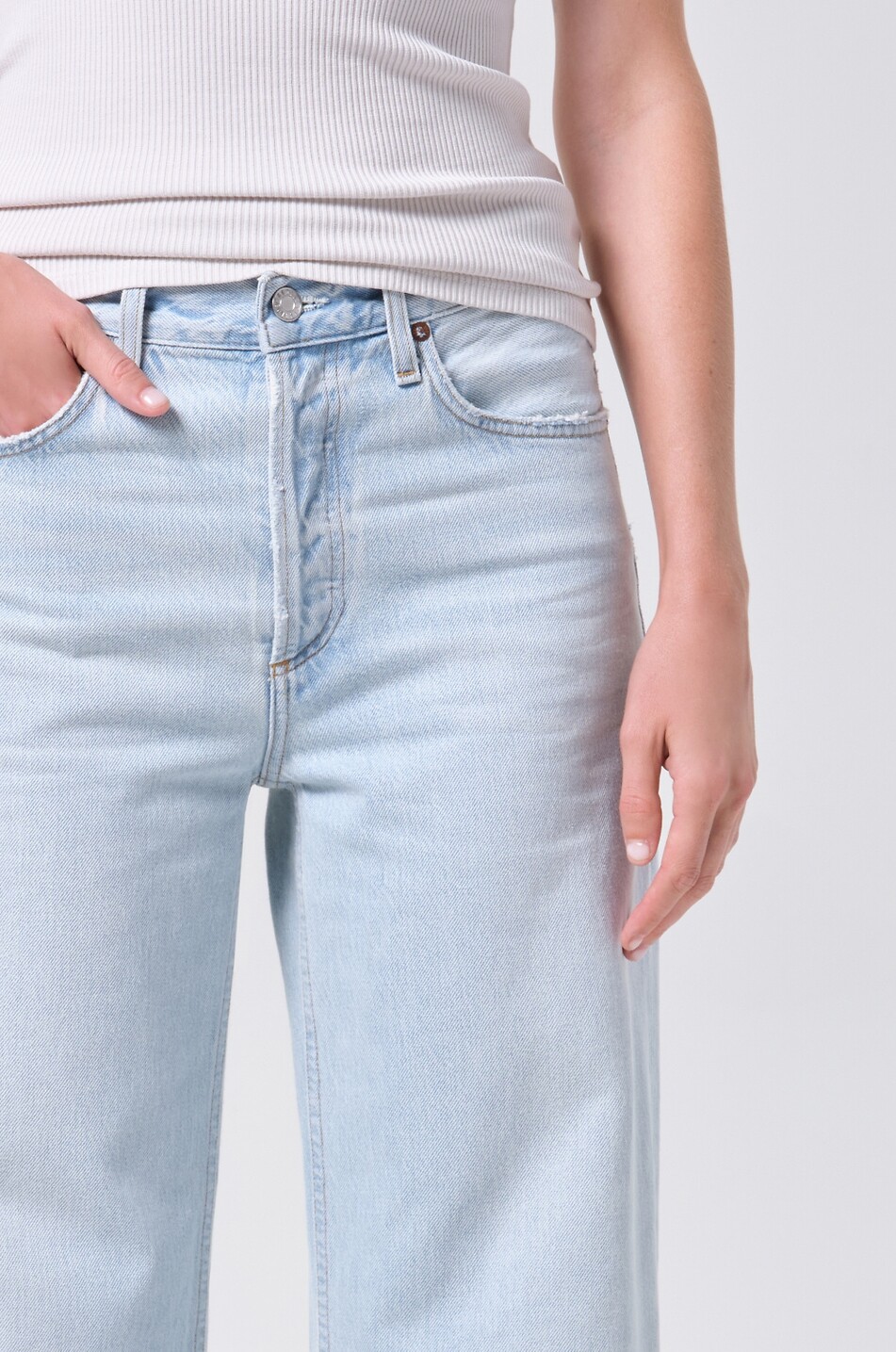 AGOLDE Arc 32 denim curved wide-leg jeans Women LIGHT BLUE 4