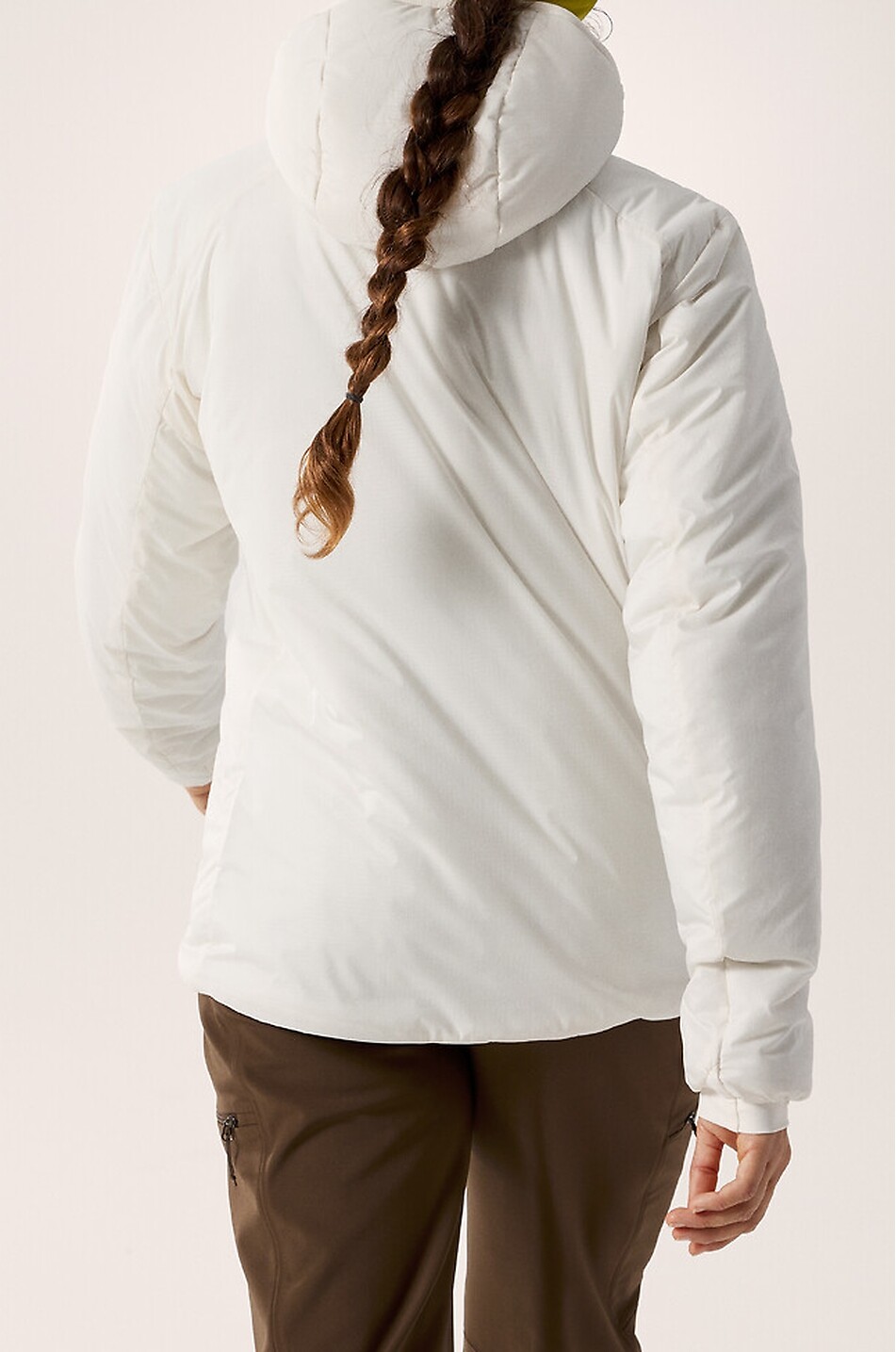 ARC'TERYX Doudoune courte à capuche en nylon Atom SV Femme BLANC CASSE 5