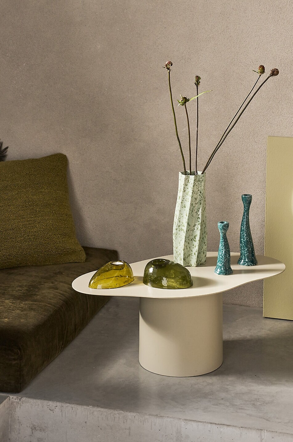 URBAN NATURE CULTURE AMSTERDAM Kerzenhalter aus recycelter Keramik Grace L - H24 Haus BLAU 3