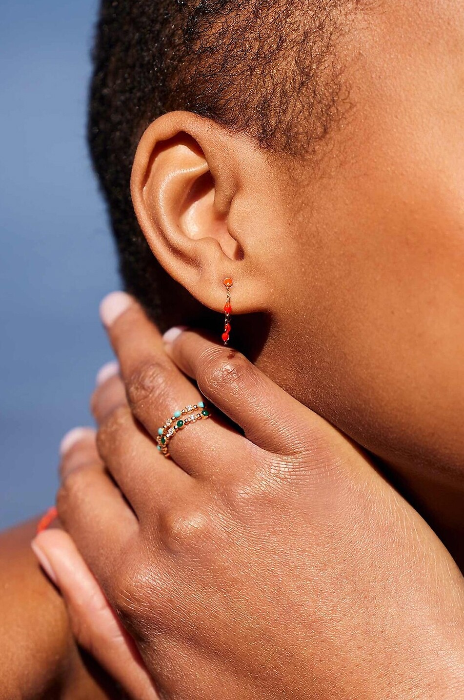 GIGI CLOZEAU Clous d'oreilles en or jaune et résine Classique Gigi - Corail Femme ORANGE FONCÉ 2