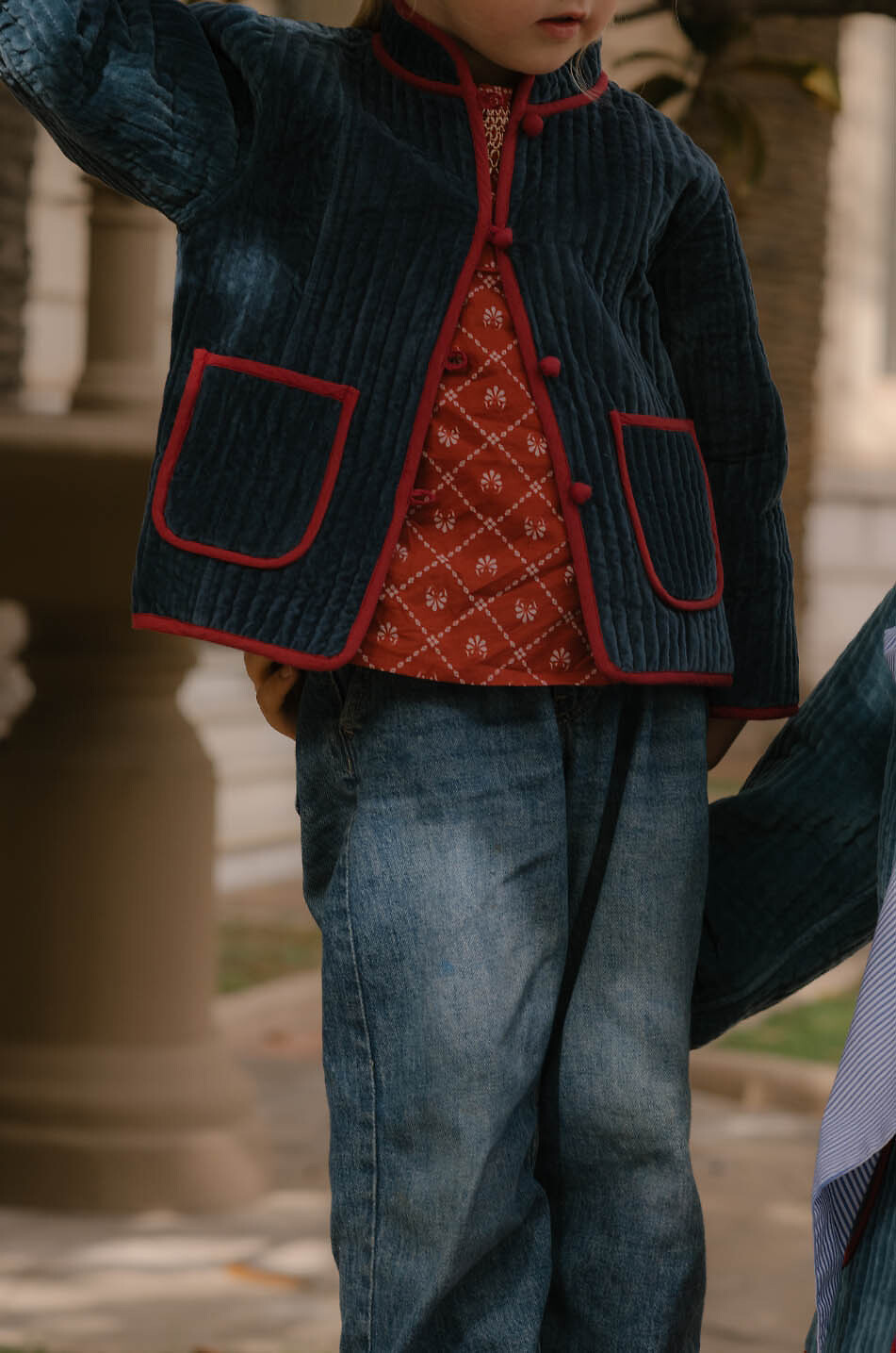 MARIA DE LA ORDEN Kurze leichte Jacke aus Cord für Mädchen Fittonia Mädchen DUNKELBLAU 3