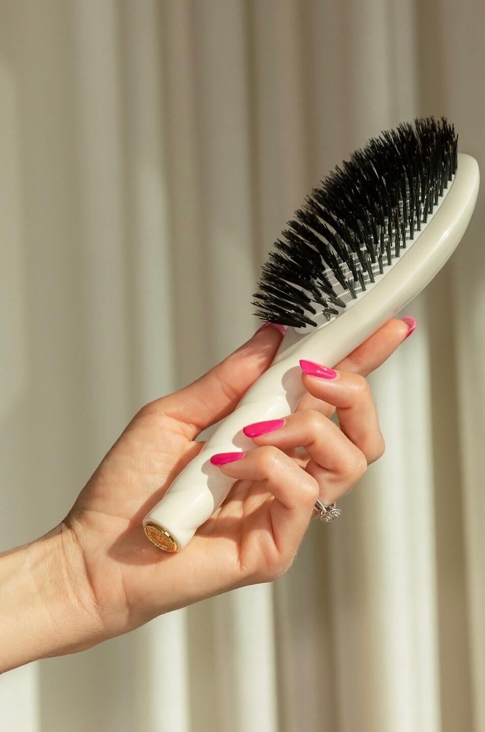 LA BONNE BROSSE Pflege- und Glanz-Haarbürste Nr. 01 L'Universelle Blanc Crème Large Unisex Farblos 4