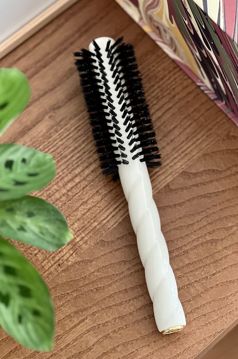 LA BONNE BROSSE N.05 La Brosse Ronde Blanc Crème round volume & styling brush Unisex WHITE 2