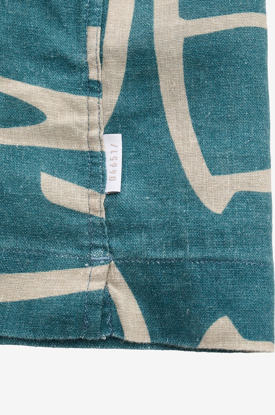 04651/ Printed linen and cotton Cuban collar shirt Men DARK BLUE 6