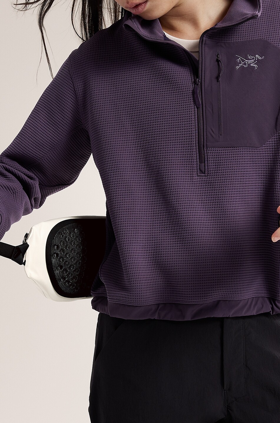 ARC'TERYX Granville shoulder bag with adjustable strap Women Light beige 5