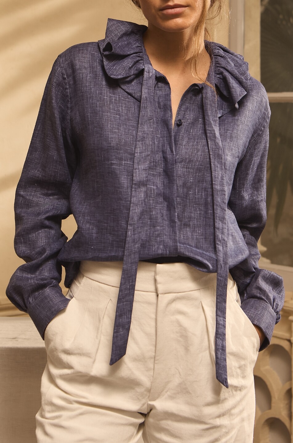 BOURRIENNE PARIS X Chemise ajustée à col à ruches en lin Pastel Femme BLEU FONCE 3