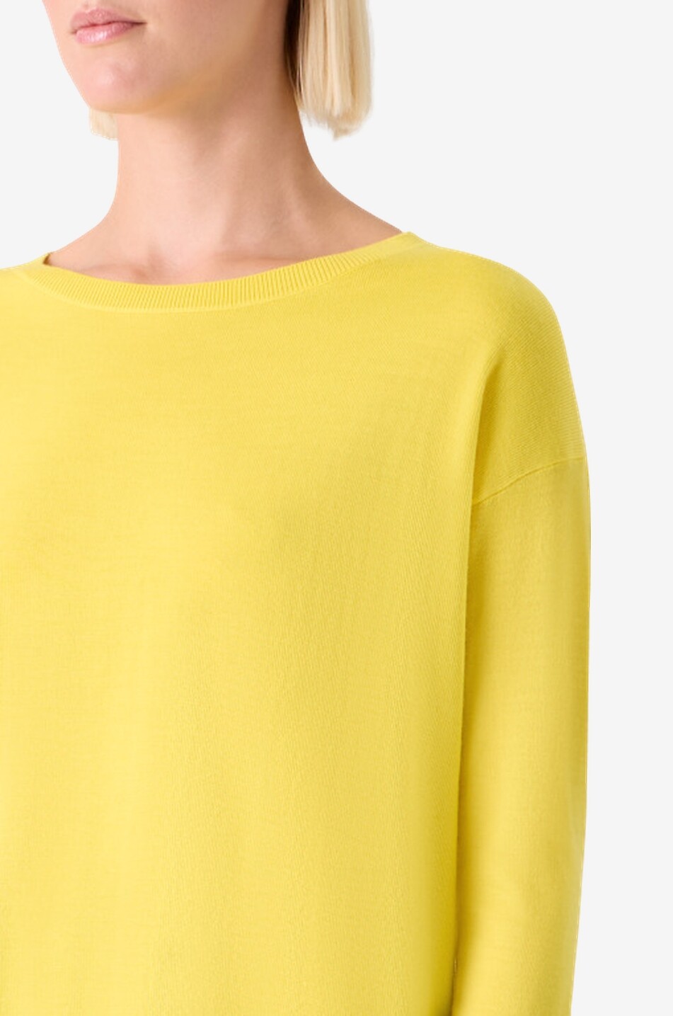 Pull fin ample à col bateau en laine vierge - AKRIS PUNTO - JAUNE MOYEN ...