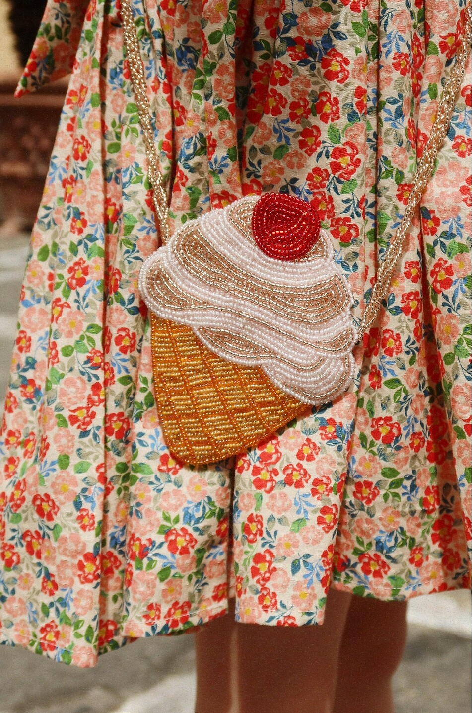 KONGES SLØJD Mädchen-Pochette mit Perlen und Glacé-Motif mit Schulterriemen Mädchen BUNT 4