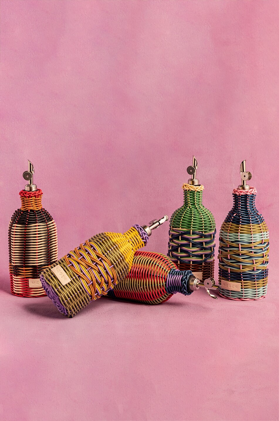 MAEGEN Bouteille en verre avec bec verseur Maegen Maison MULTICOLORE 3