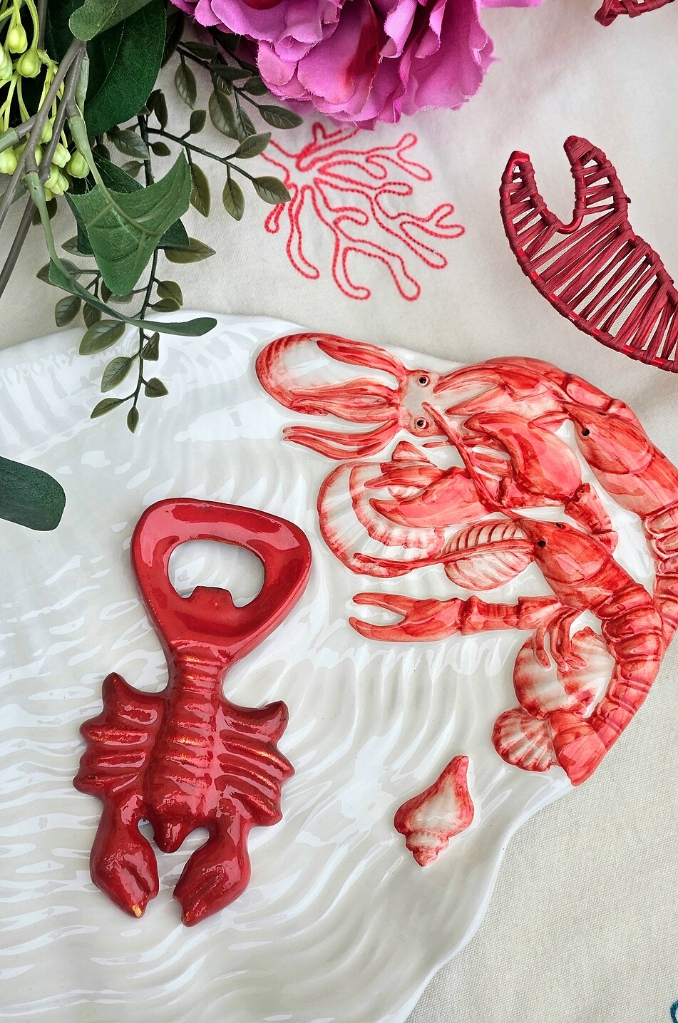 LES OTTOMANS Décapsuleur en résine en forme de homard - 13 cm Maison ROUGE 3