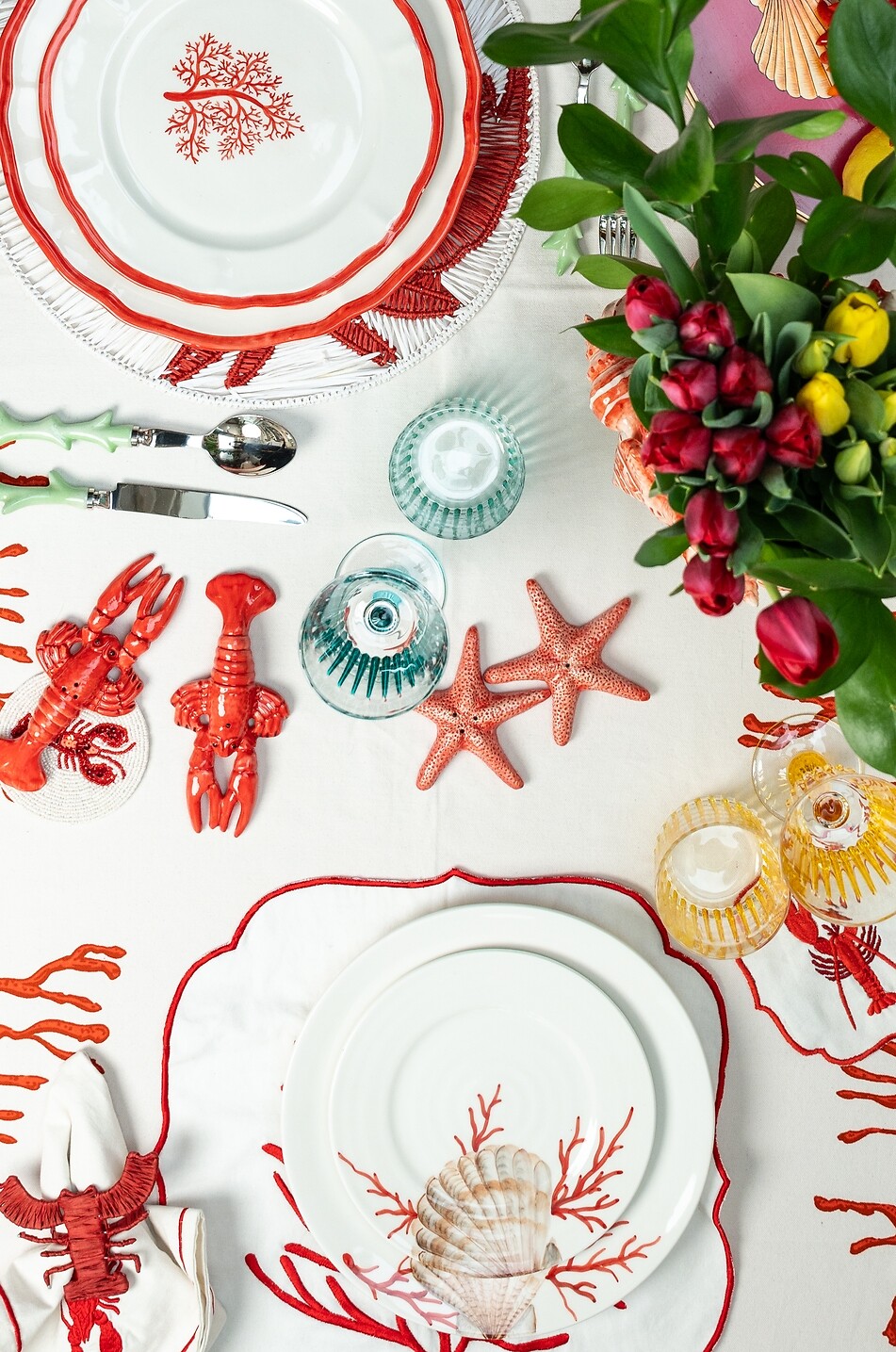 LES OTTOMANS Salière et poivrière en céramique peinte à la main homard Maison ROUGE 3