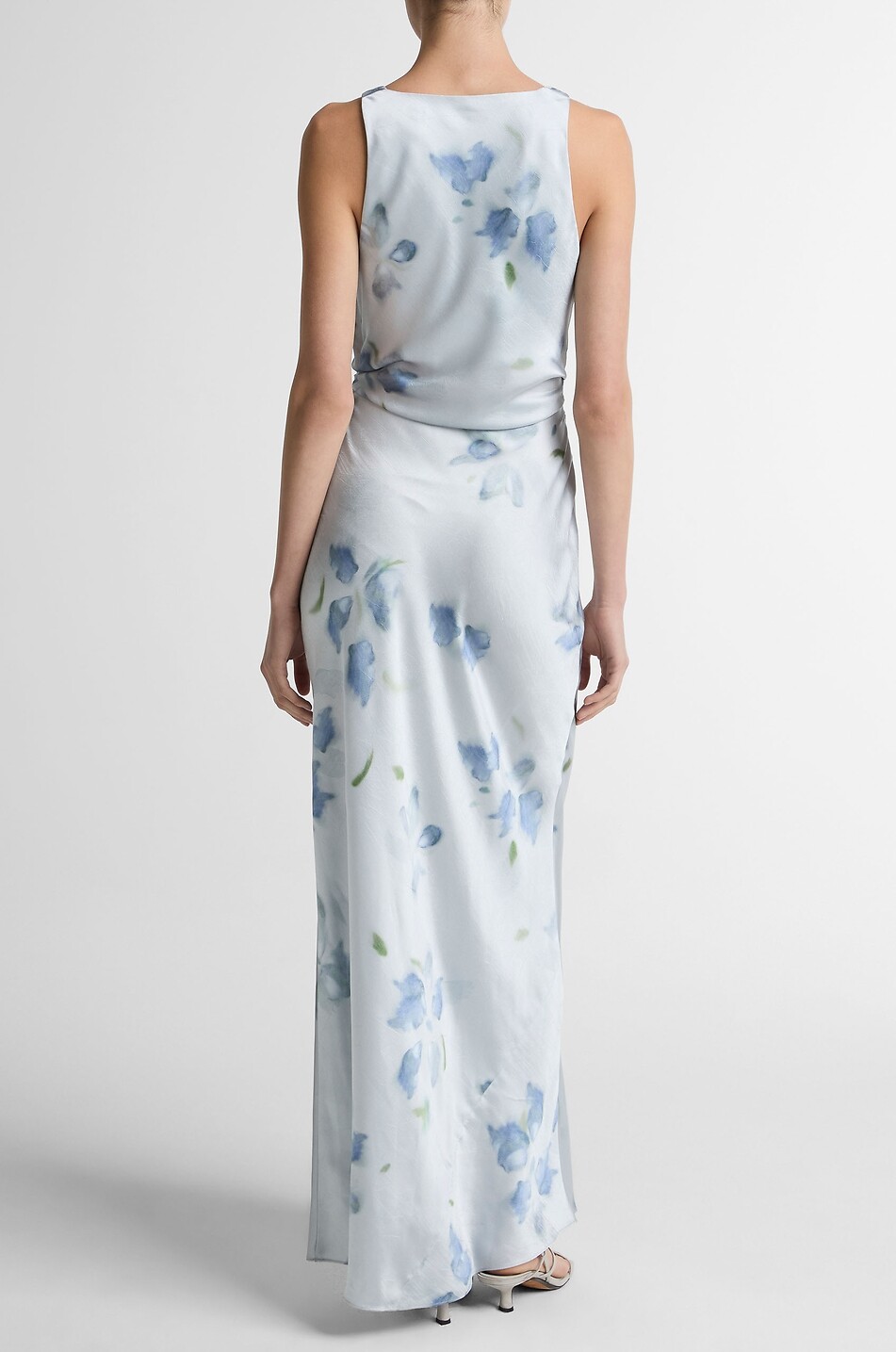 VINCE Robe longue cintrée à col bénitier imprimé floral Femme BLEU CLAIR 4