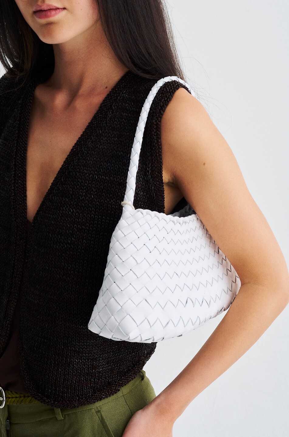 DRAGON Rosanna woven buffalo leather shoulder bag Women WHITE 4