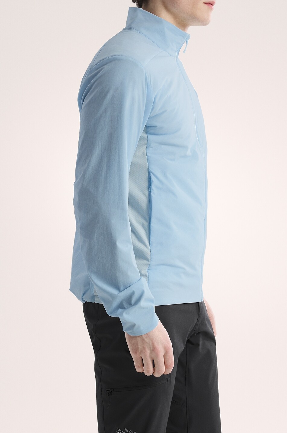 ARC'TERYX Atom SL fitted windproof jacket with stand collar Men LIGHT BLUE 4