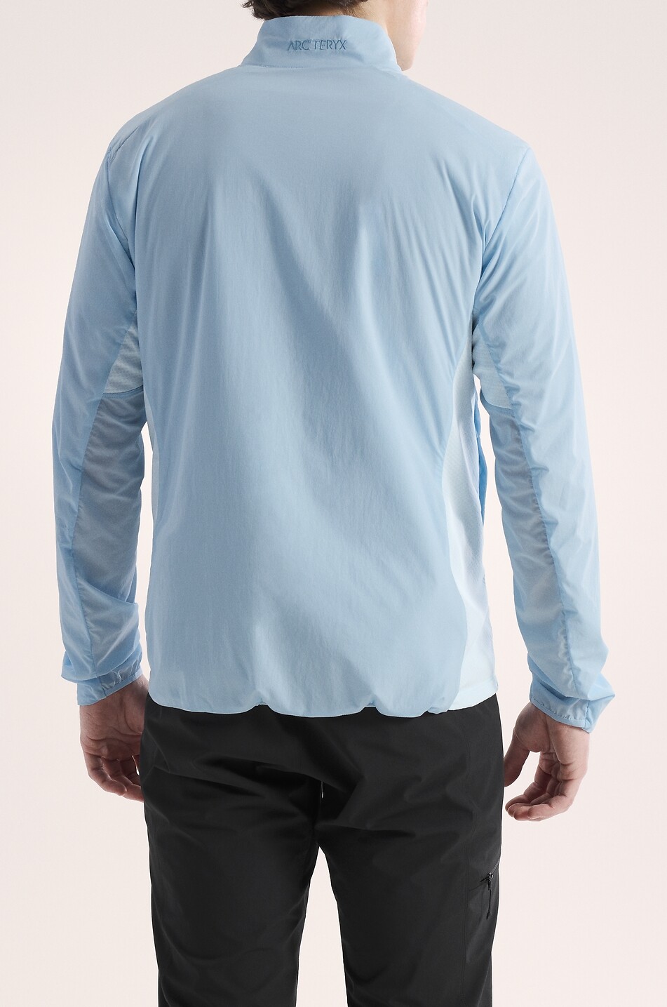 ARC'TERYX Atom SL fitted windproof jacket with stand collar Men LIGHT BLUE 5