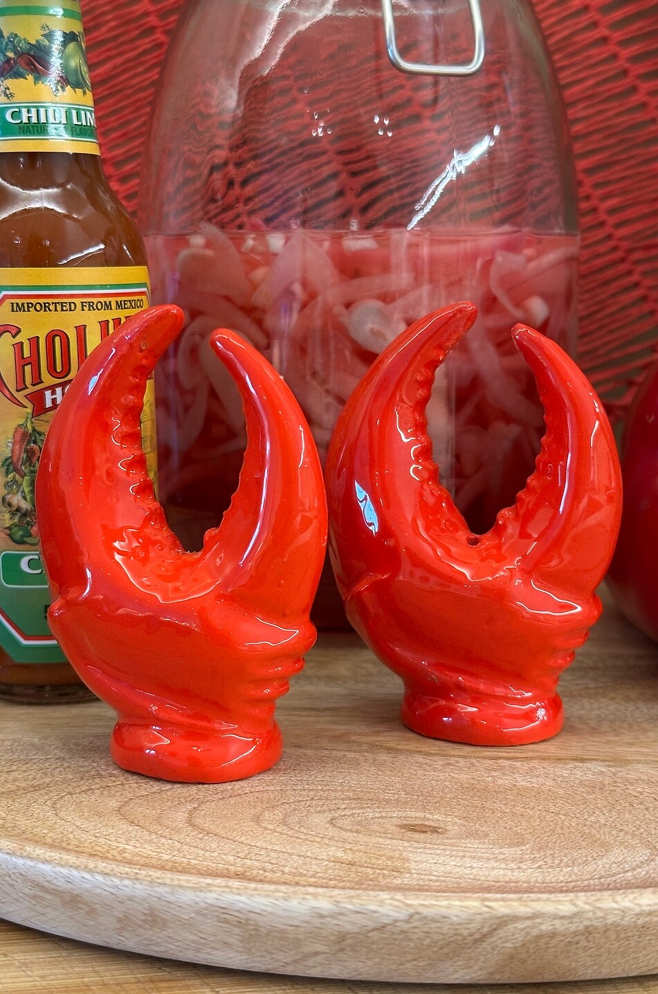 STUDIO NOTICED Salière et poivrière en métal Lobster Leg Maison ROUGE 5