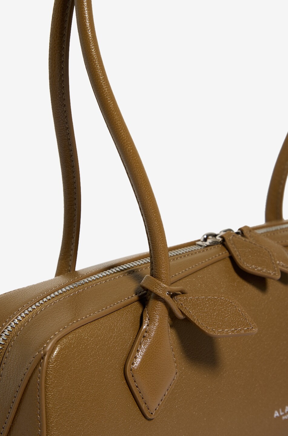 ALAÏA Le Teckel Medium smooth leather handbag Women GREEN 5