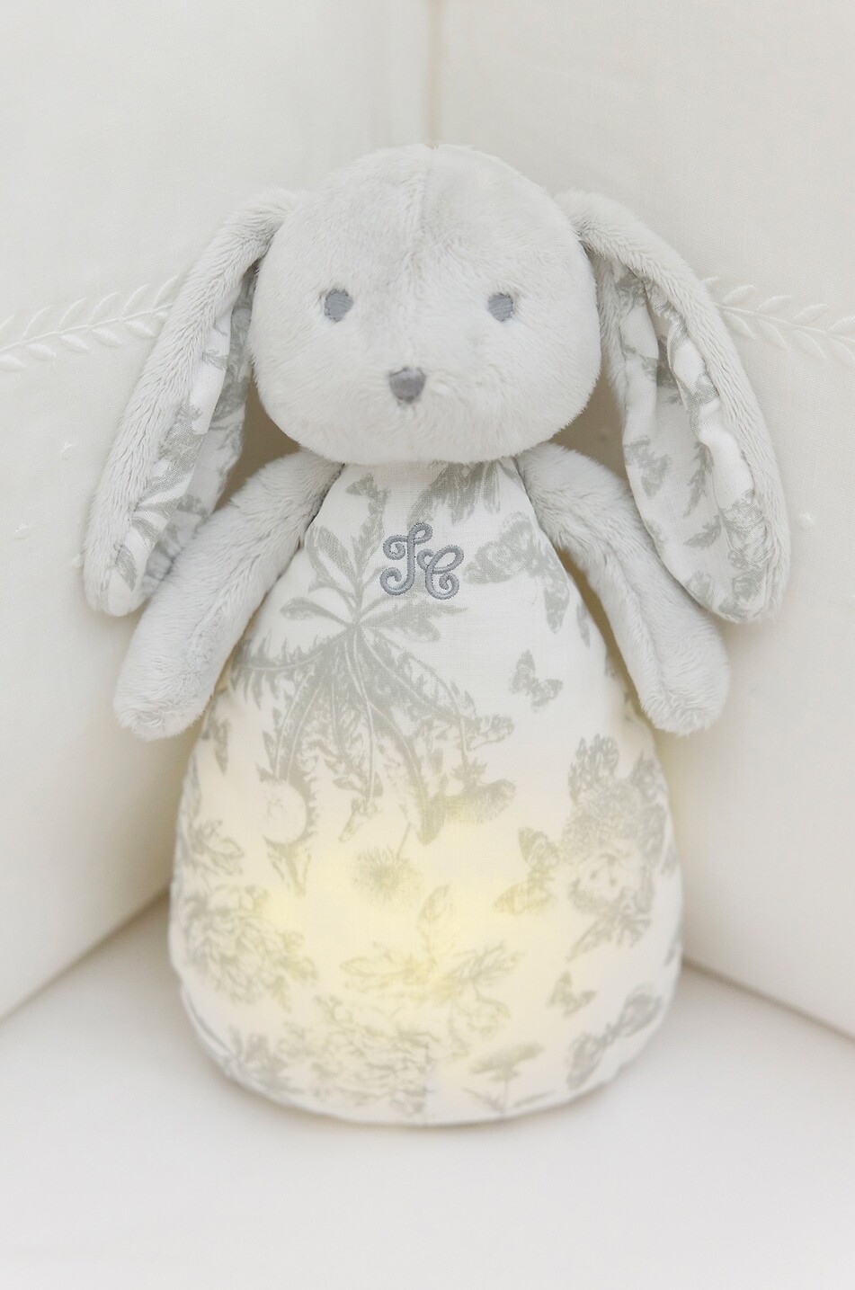 TARTINE ET CHOCOLAT Peluche veilleuse musicale Augustin le Lapin Bébé GRIS CLAIR 5