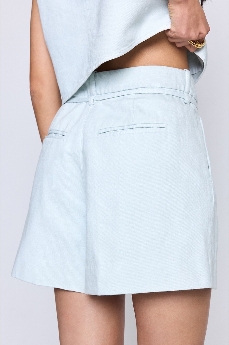 BALZAC PARIS Short à pinces en denim de coton Max Femme BLEU CLAIR 3