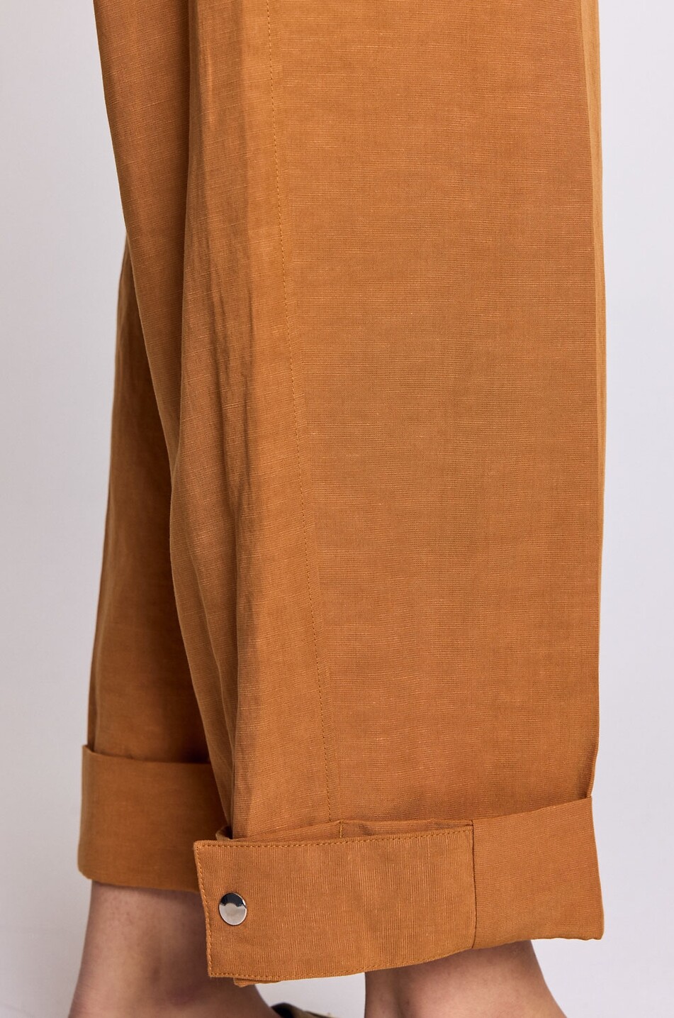 BALZAC PARIS Pantalon arrondi ample en lin et coton Tristan Femme MARRON 5
