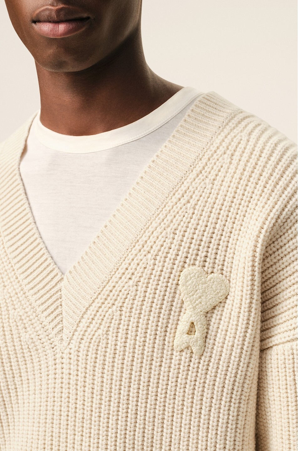 AMI Ami De Coeur wool and cotton V-neck jumper Men EGGSHELL 4