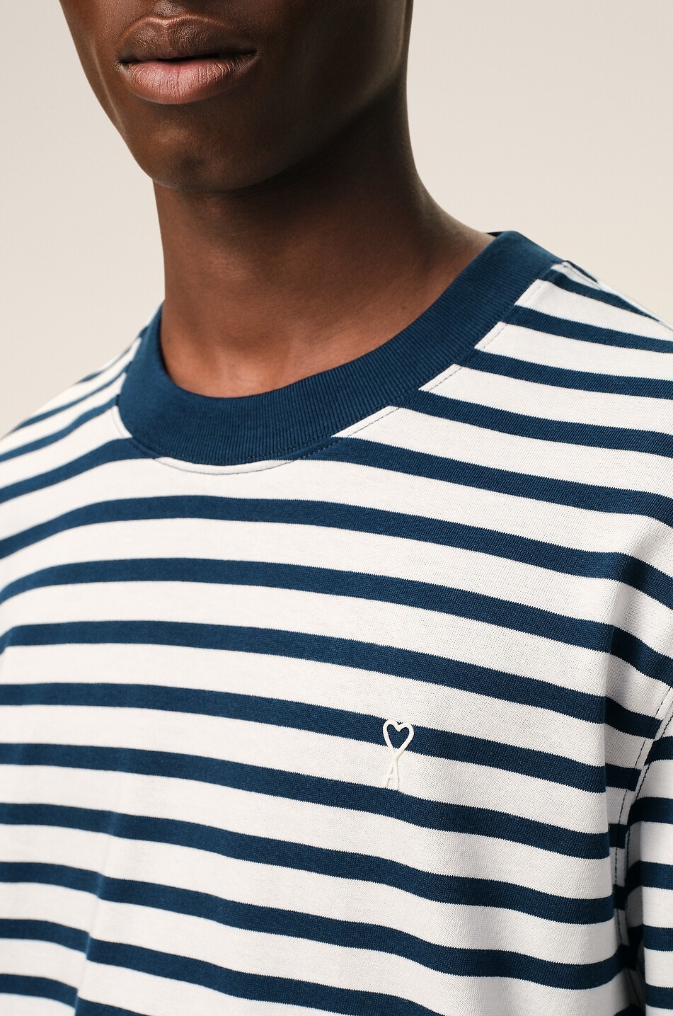 AMI T-shirt à col rond rayé en coton Ami De Coeur Homme BLEU FONCE 6