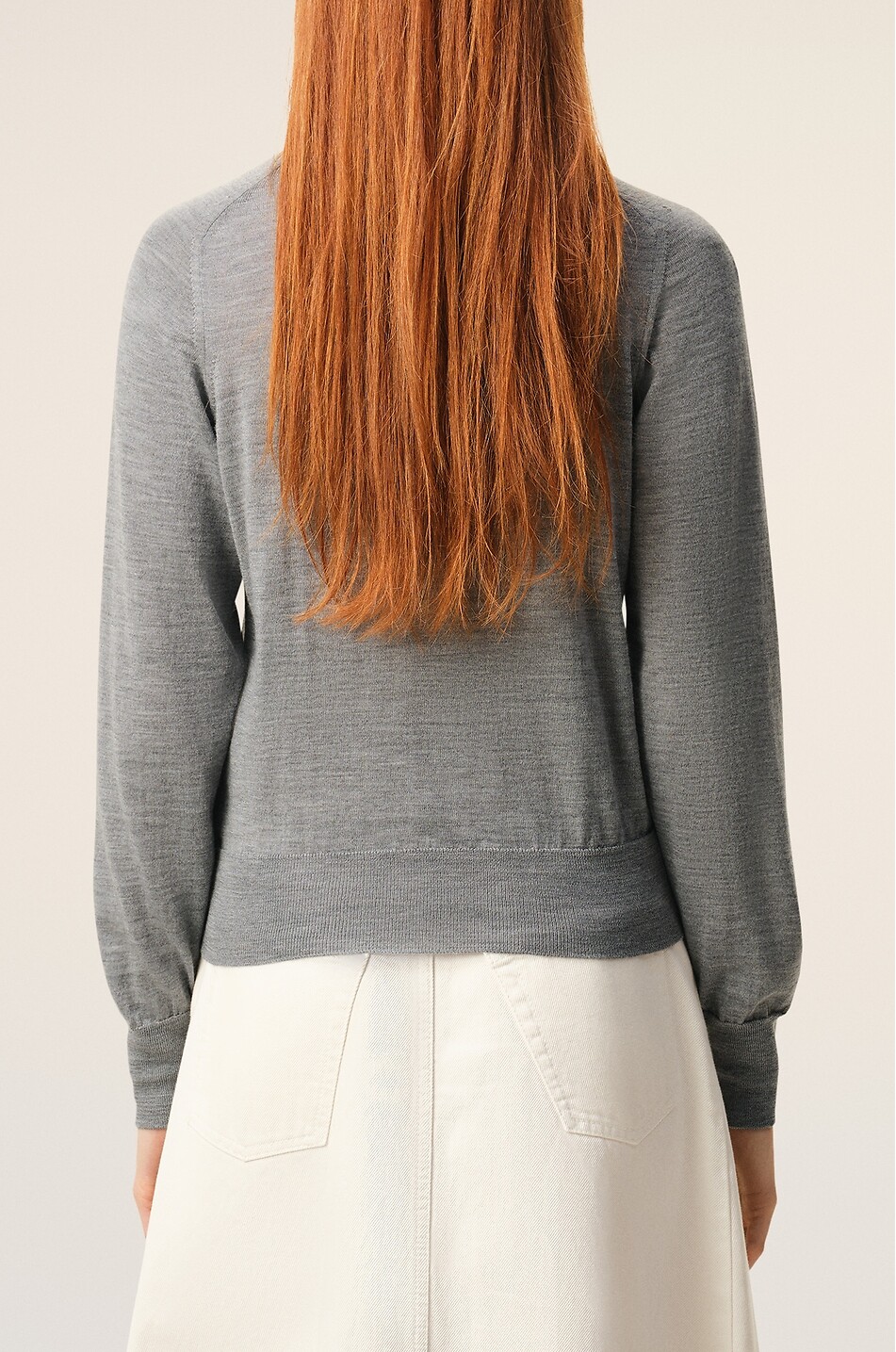 AMI Cardigan mit Rundhalsausschnitt aus Wolle Ami De Coeur Damen GRAU 3