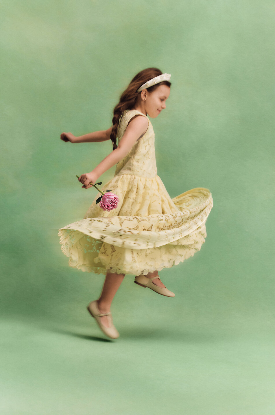 SELF PORTRAIT Robe sans manches en dentelle fleurie fille Fille JAUNE 3